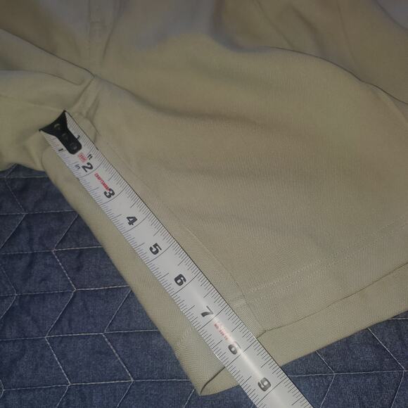 Vintage Tommy Bahama Men's Size (36x8) Shorts Tan Pleated 100% Silk Relax Line - Picture 8 of 9